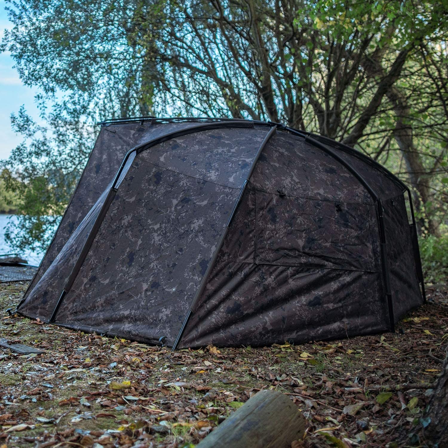 Nash Tackle Titan T1 Camo Bivvy: A Total Fishing Tackle Review