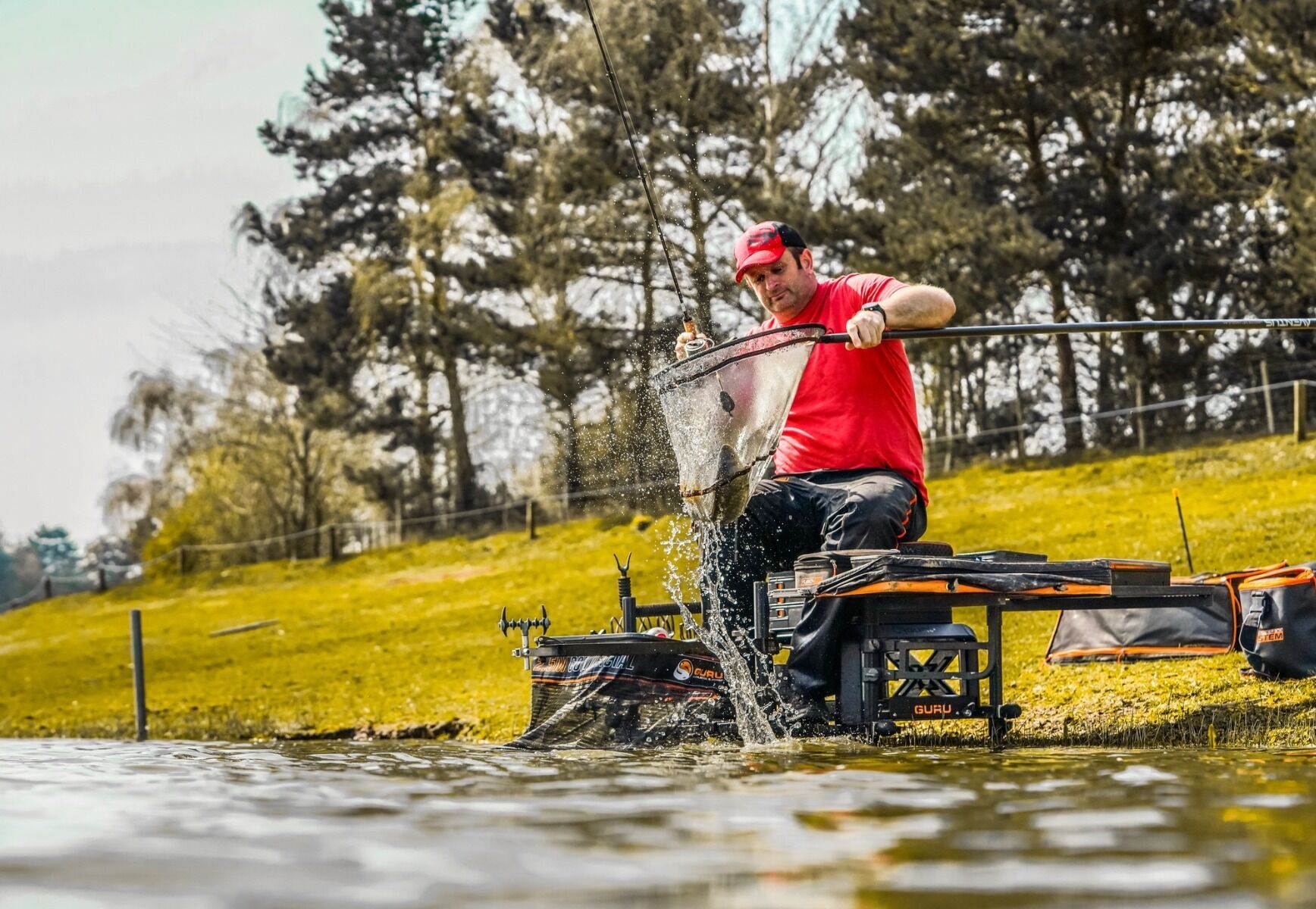 Guru Aventus 4m+1m Landing Net Handle