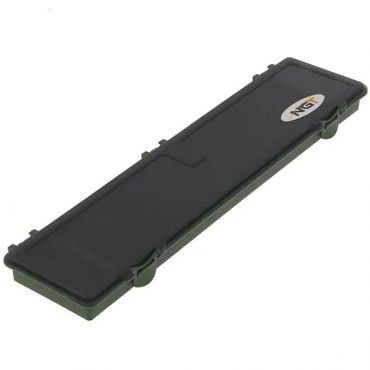 NGT - Plastic Stiff Rig Board with Pins (900)