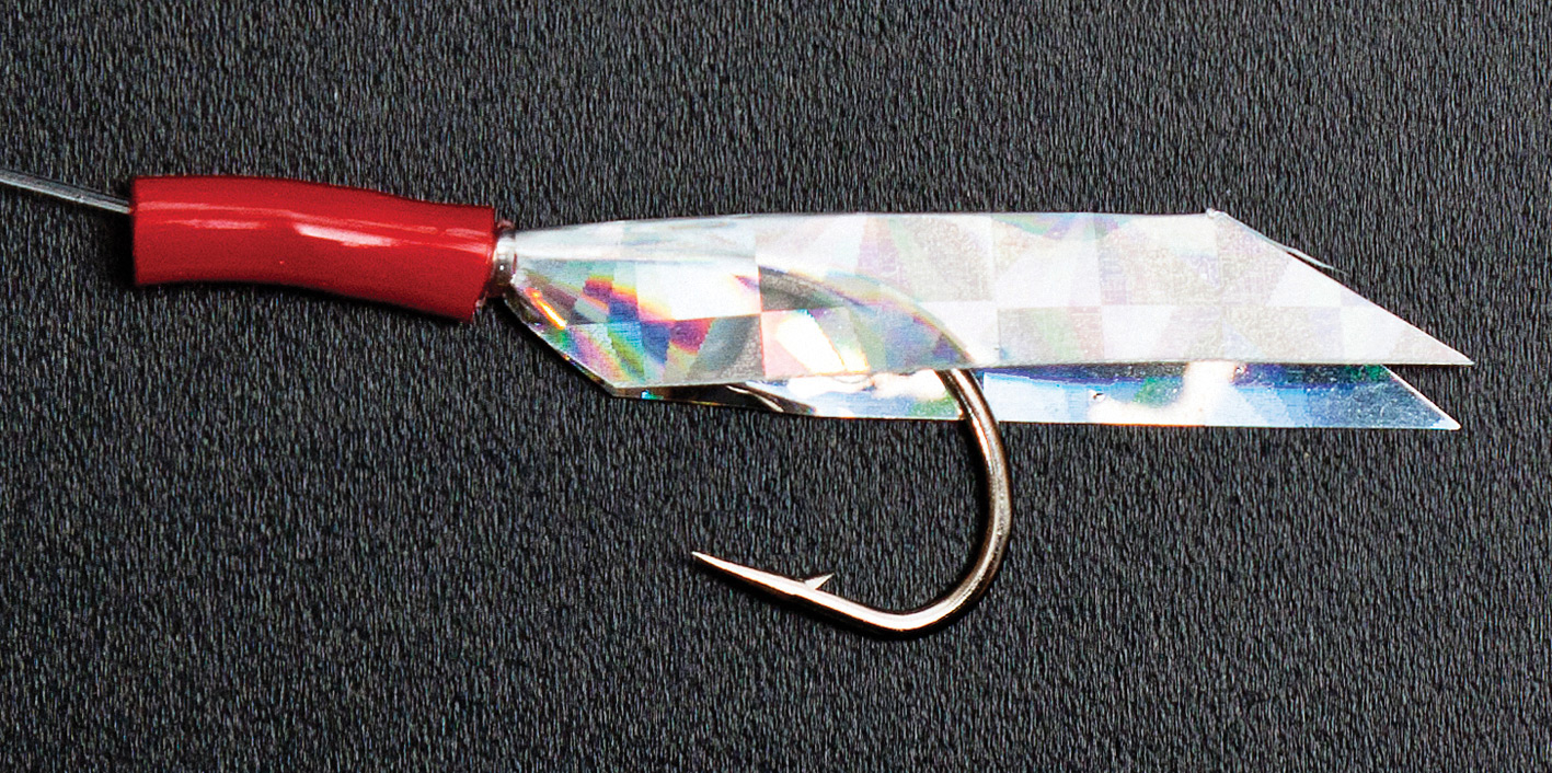 Leeda - Silver Flash Feathers
